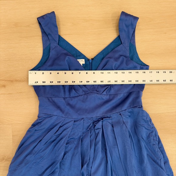VTG! Maggy London Petites Blue 100% Silk Party Dress V-Neck Bubble Hem 10P Party - Picture 10 of 14